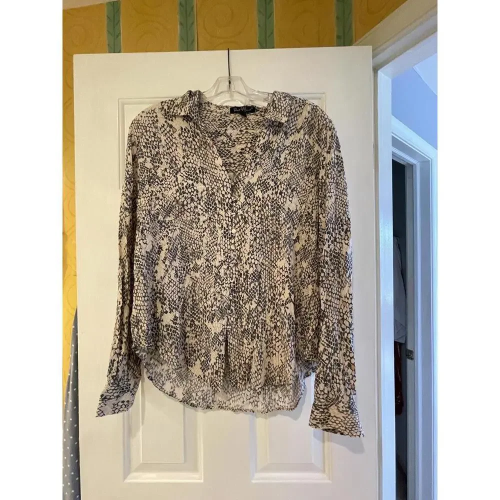 Velvet Heart Lush Women's Snake Print‎ Long Sleeve Blouse